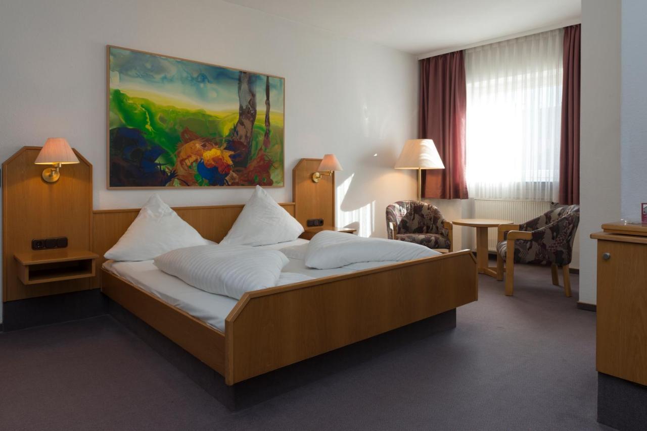 Hotel Gasthof Zum Storch Schlüsselfeld Kültér fotó