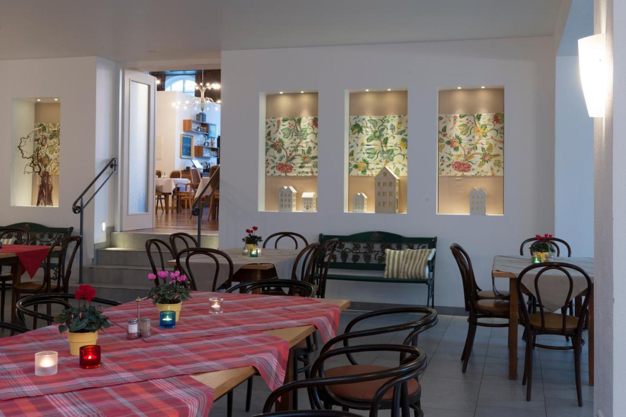 Hotel Gasthof Zum Storch Schlüsselfeld Kültér fotó