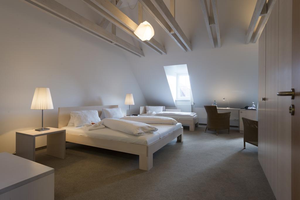 Hotel Gasthof Zum Storch Schlüsselfeld Kültér fotó